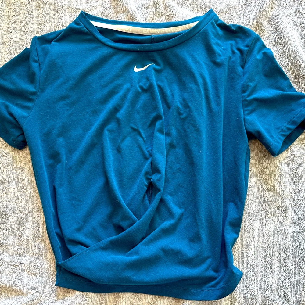 Nike crop!